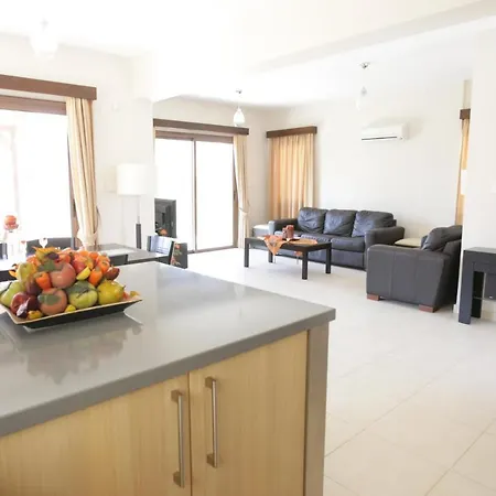 A Three-bedroom With A Private Pool And Landscaped Garden Wi-fi