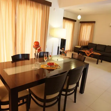 A Three-bedroom With A Private Pool And Landscaped Garden Wi-fi * Pissouri